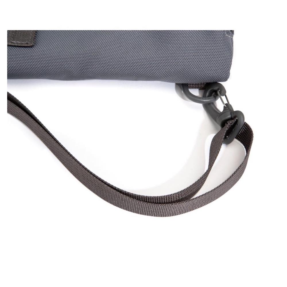 Page Crossbody ペイジクロスボディ